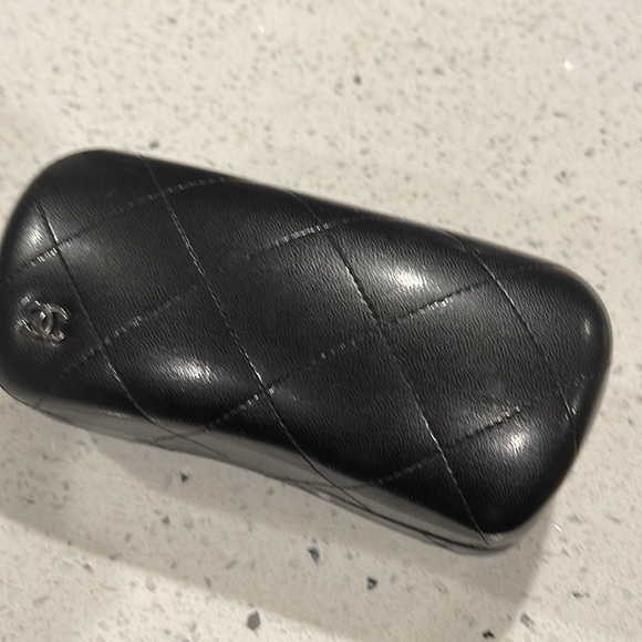 CHANEL SUNGLASSES - Picture 11 of 11